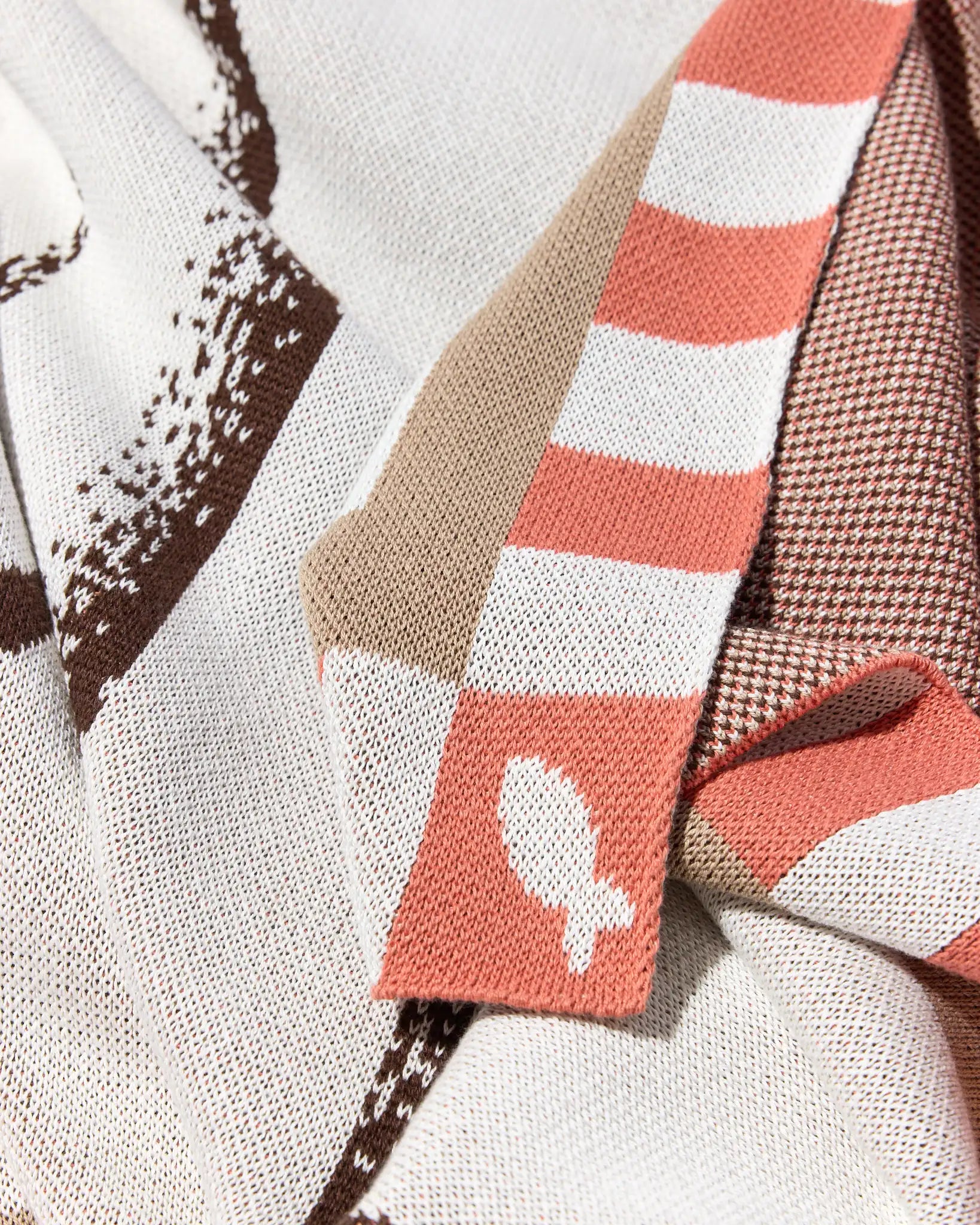 Lovebirds - Throw Blanket