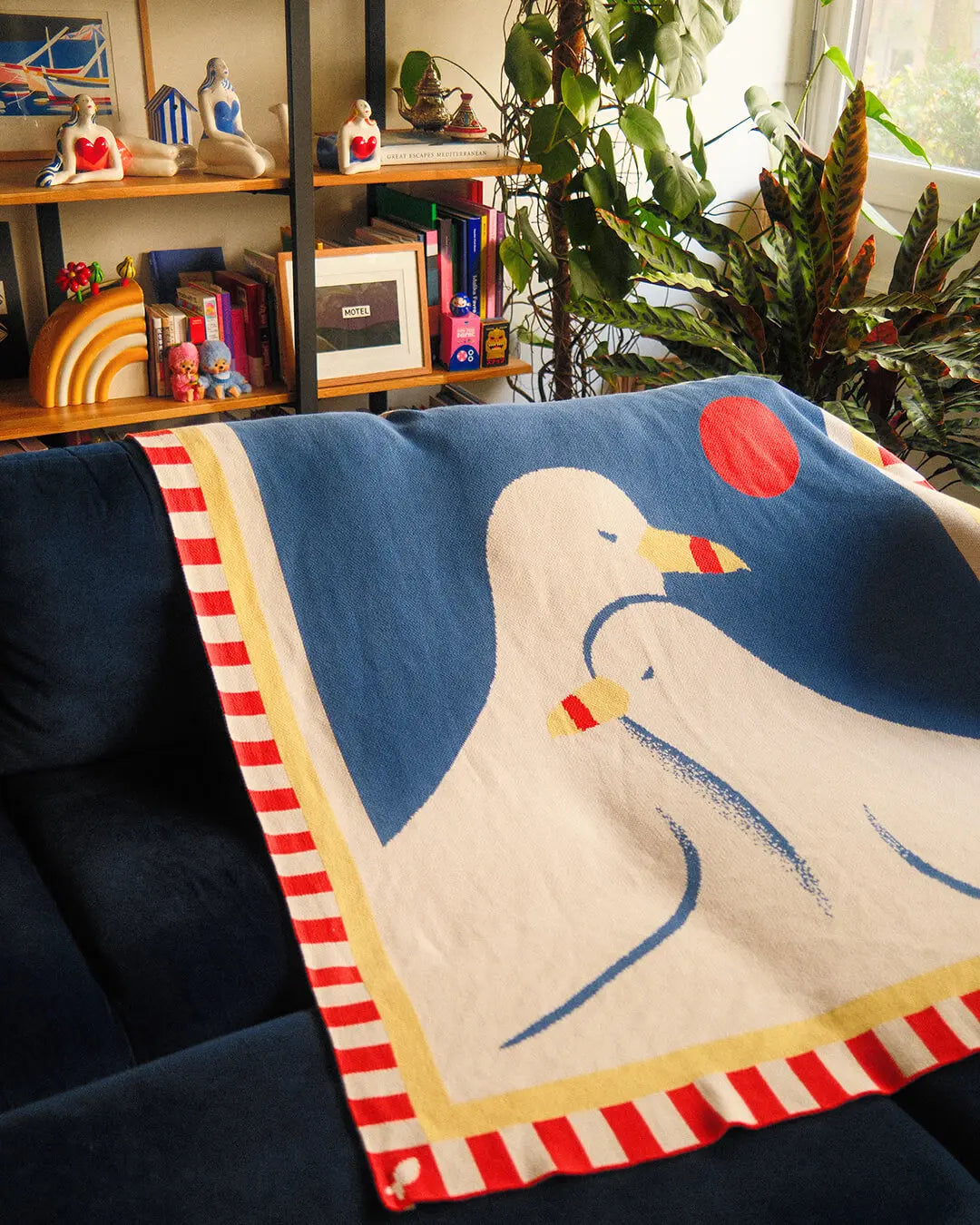 Biquette Throw Blanket Lovebirds - Throw Blanket