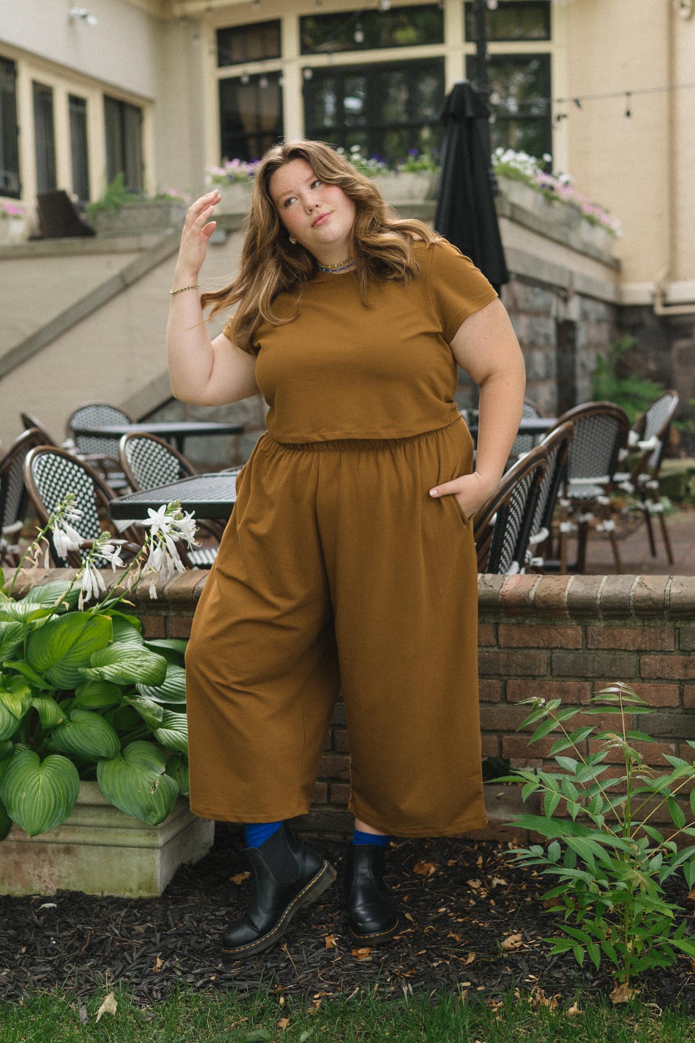Zinat Pant in Almond