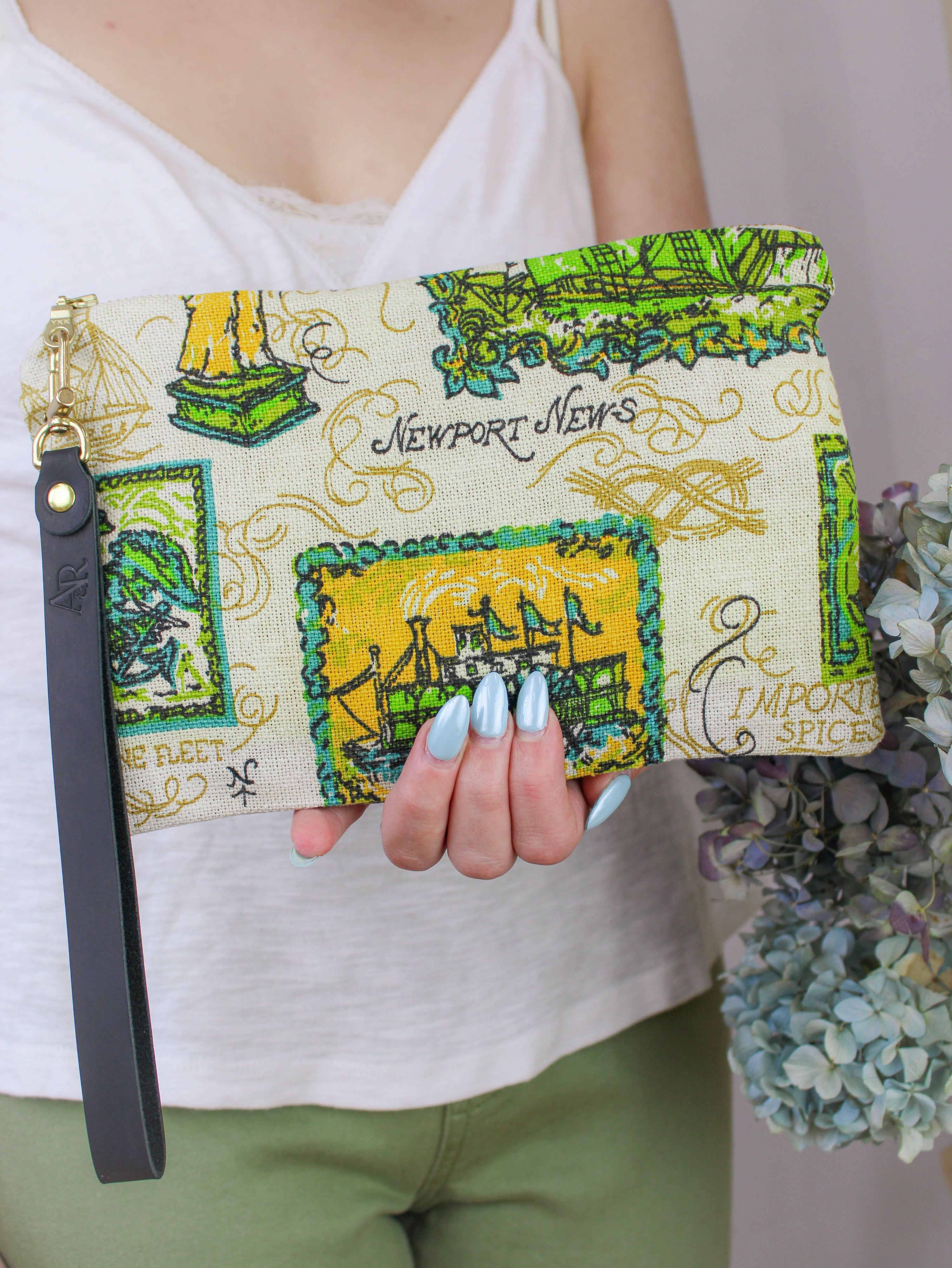 Ash &amp; Rose purse Green Maritime Heritage Wristlet Purse