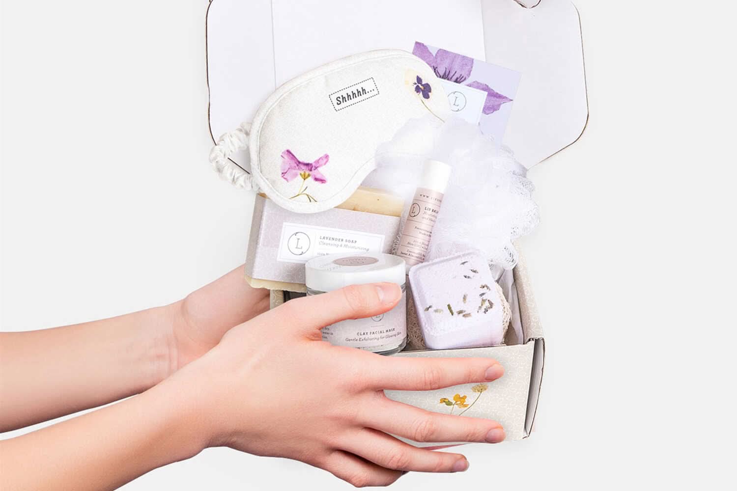 Lizush Gift set for Her No Lavender bath and body set, Natural skincare appreciation gift box