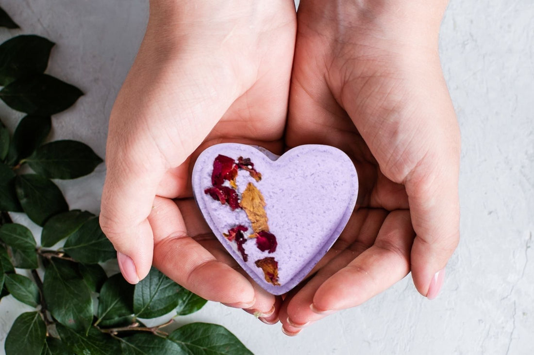 Bath Bombs - Lavender  - a Set of 5 Heart Shaped Gift box - Mother&