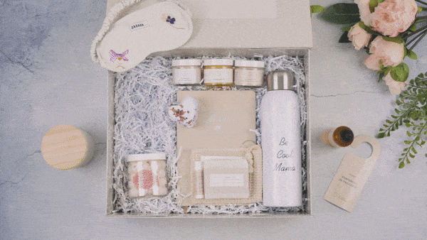 Lizush Gift set for new mom New Mom Gift, Pampering Natural Skincare gift for New Mom