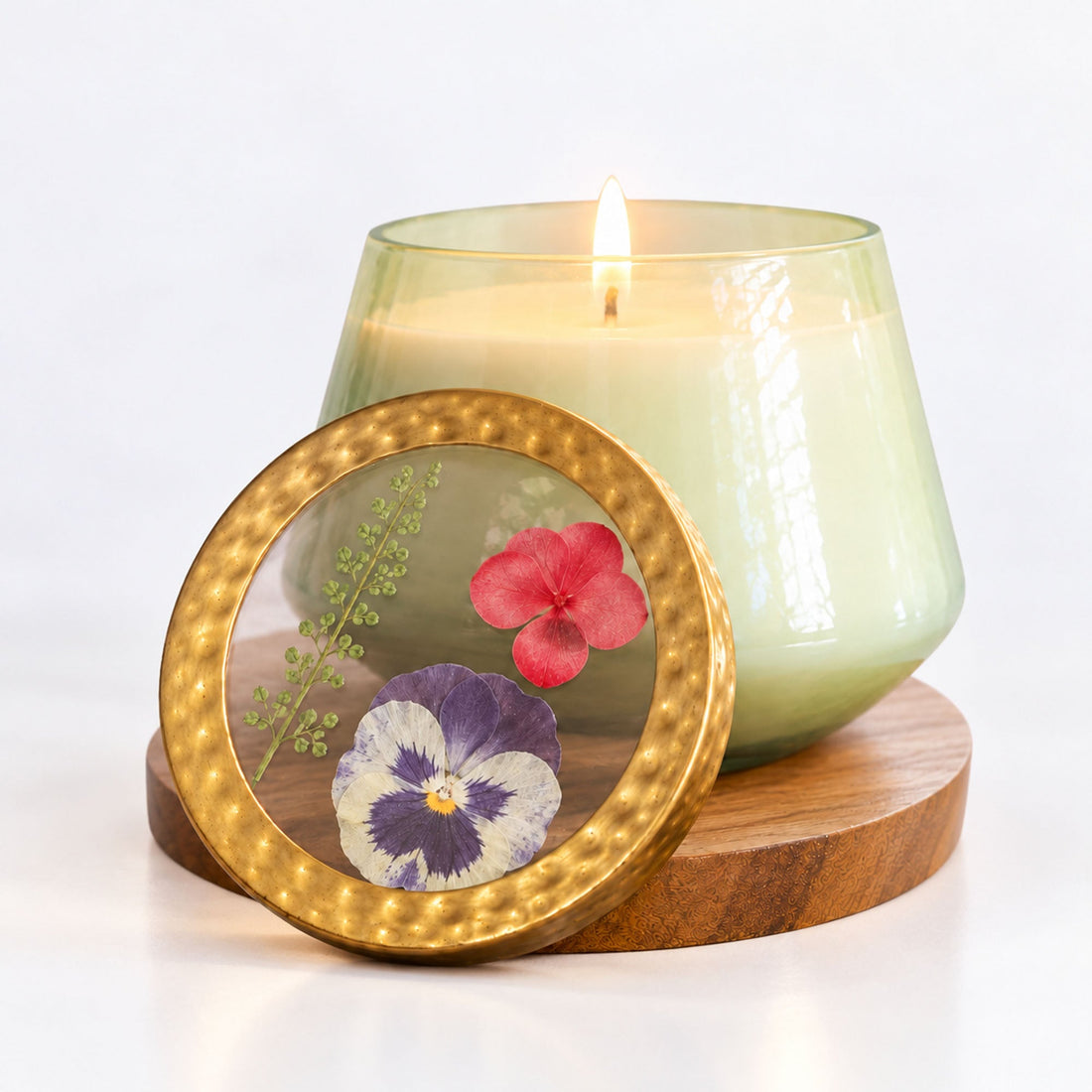 Accent Watercolor Pressed Floral Candle - Tomato Vine