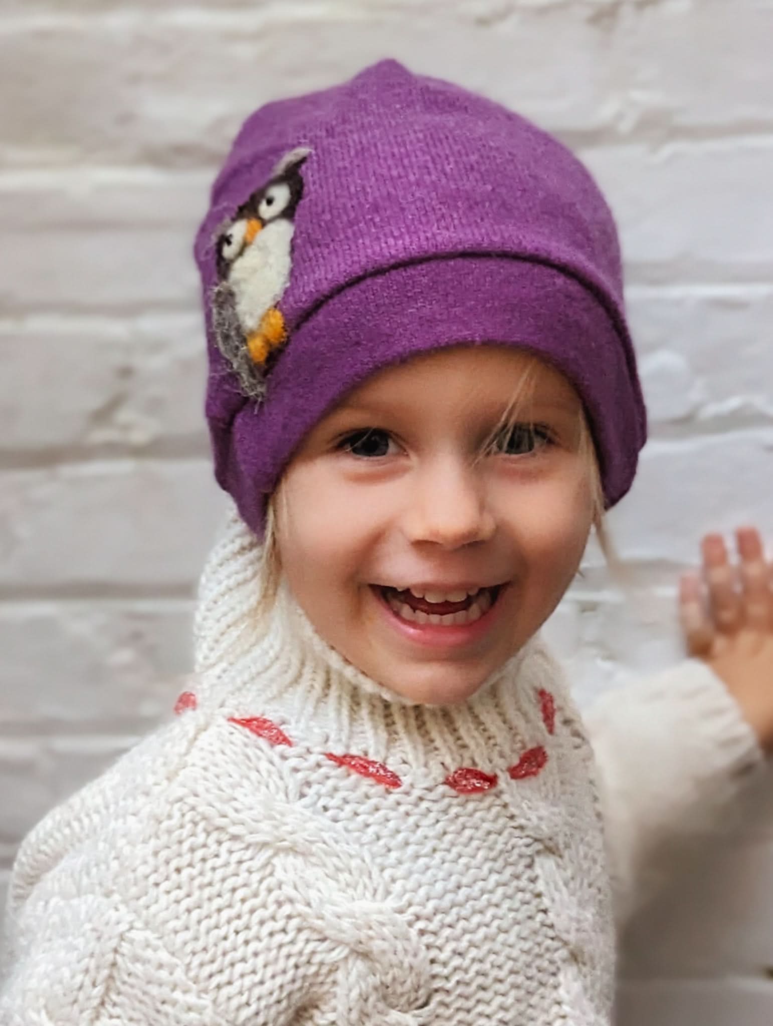 Ash &amp; Rose hat Berry Owl Cashmere Hat - Toddler