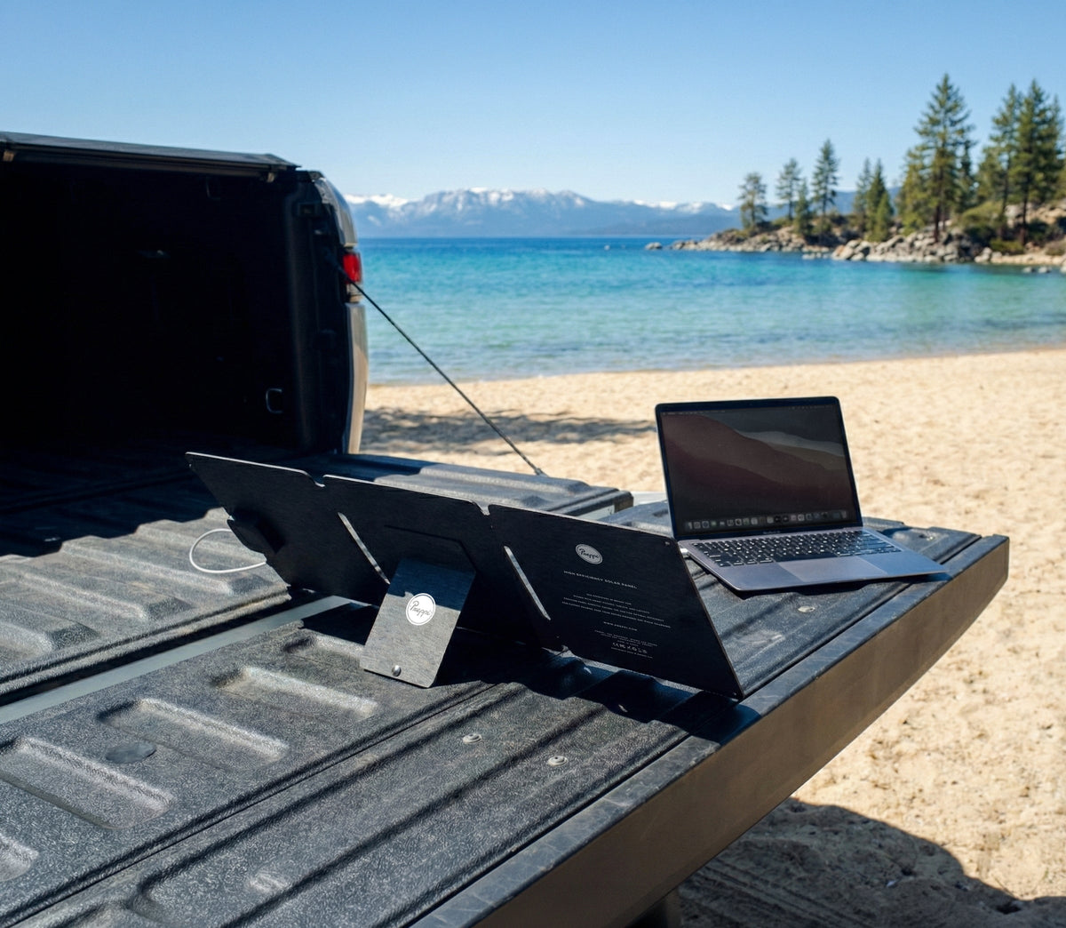 Preppi | Solar Laptop &amp; Phone Charger
