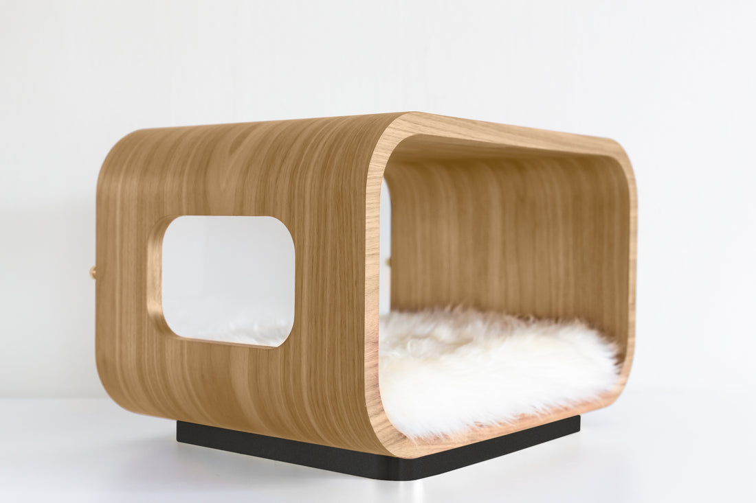 The LUNA Bed in White Oak - My American Goods