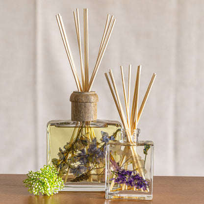 Signature Botanical Reed Diffuser - Roman Lavender