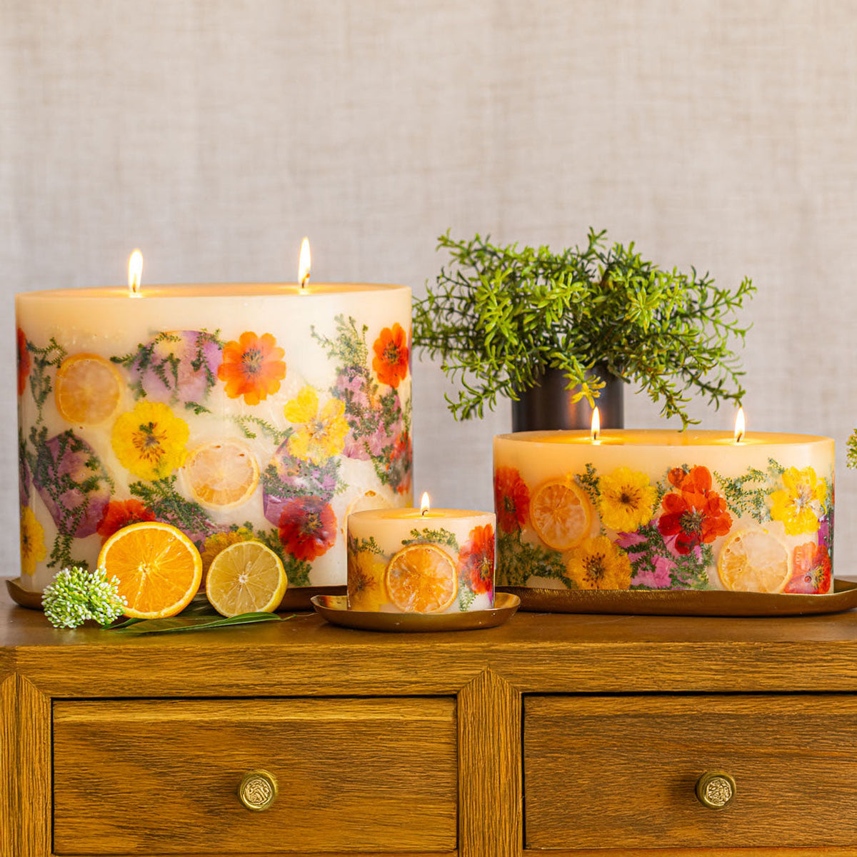 Petite Botanical Candle - Sugared Citrus