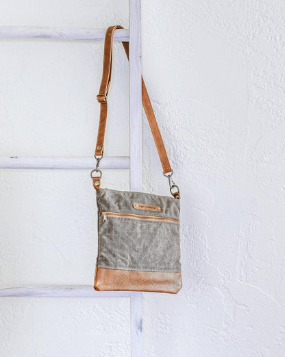 Rogue Industries Bag Ellis River Crossbody Bag
