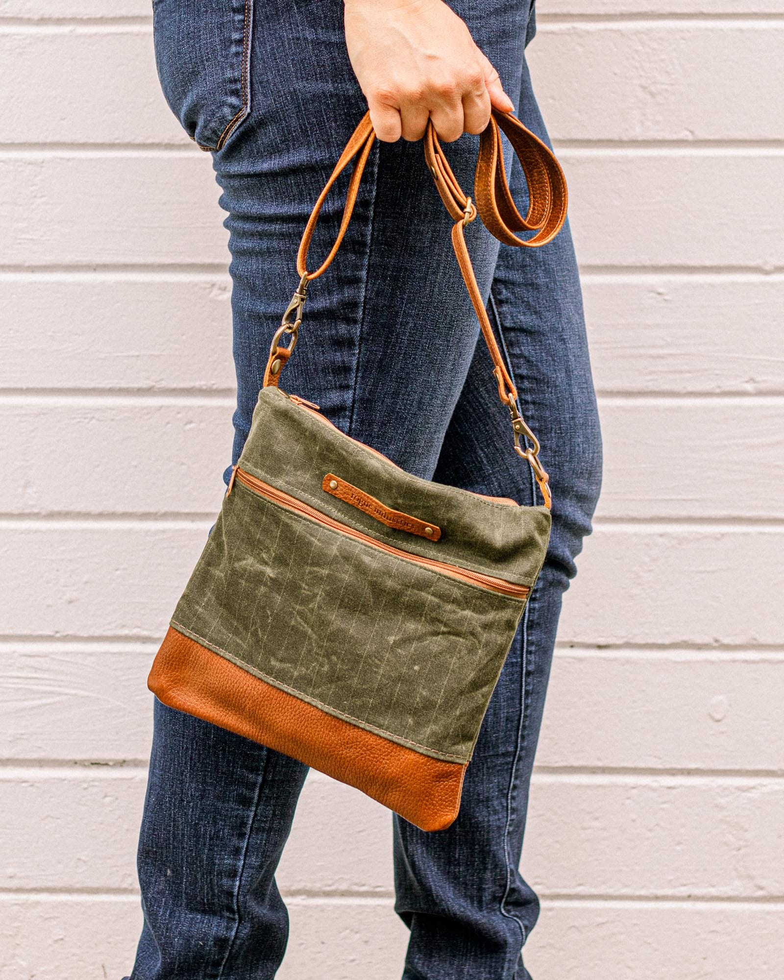 Rogue Industries Bag Ellis River Crossbody Bag