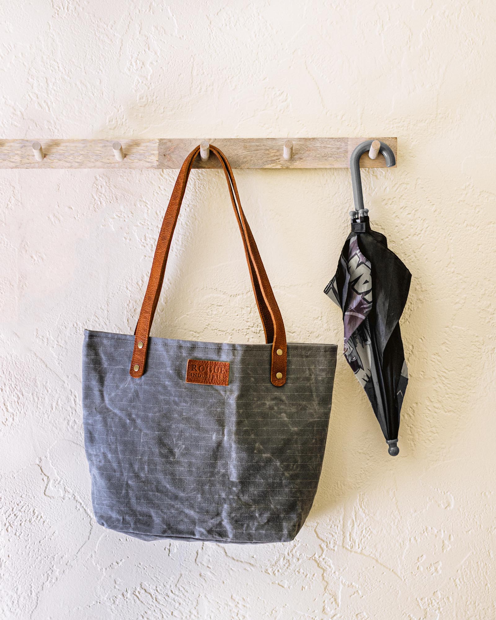 Allagash River Tote Bag with Zipper Closure