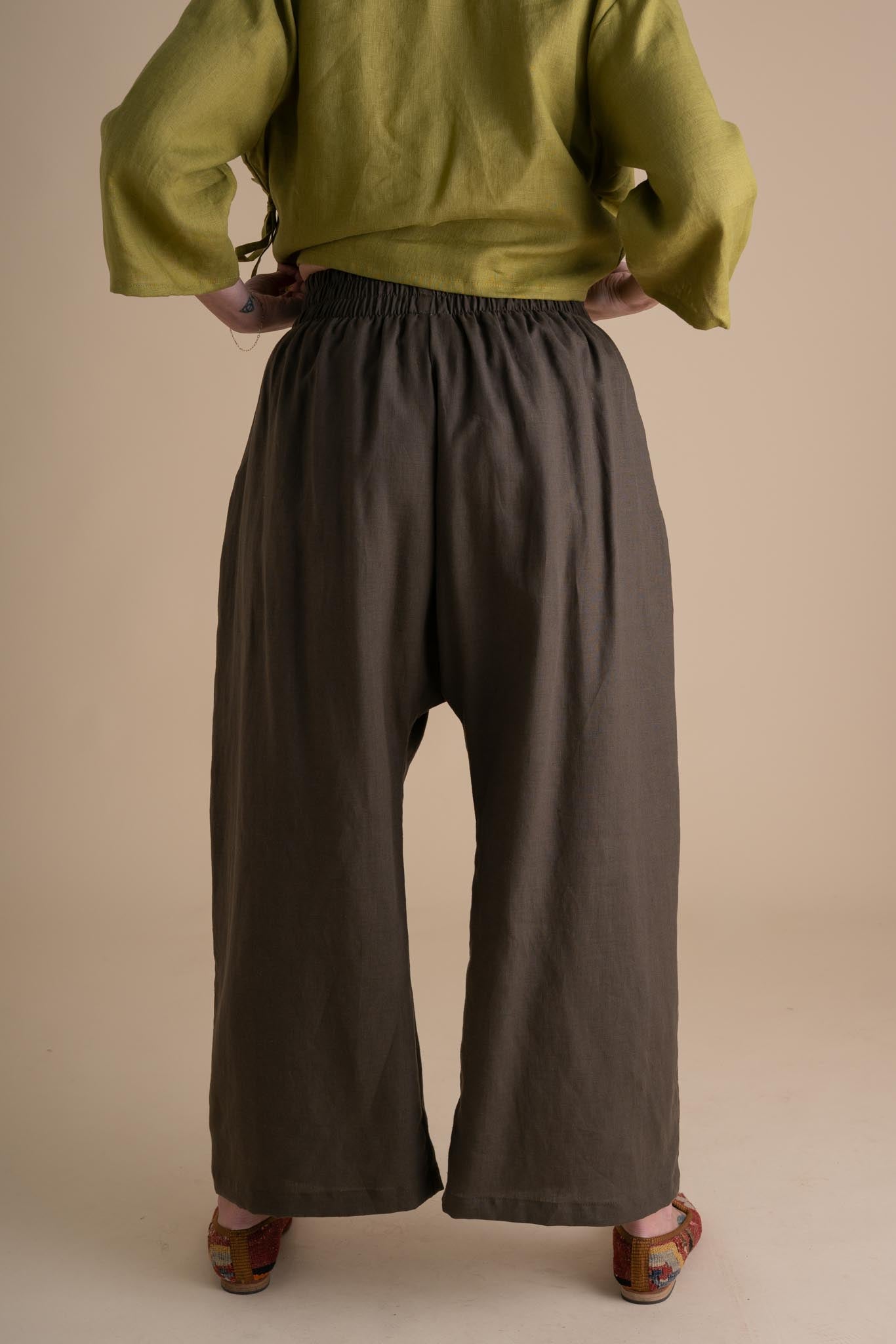 Weekend Pants in Lichen