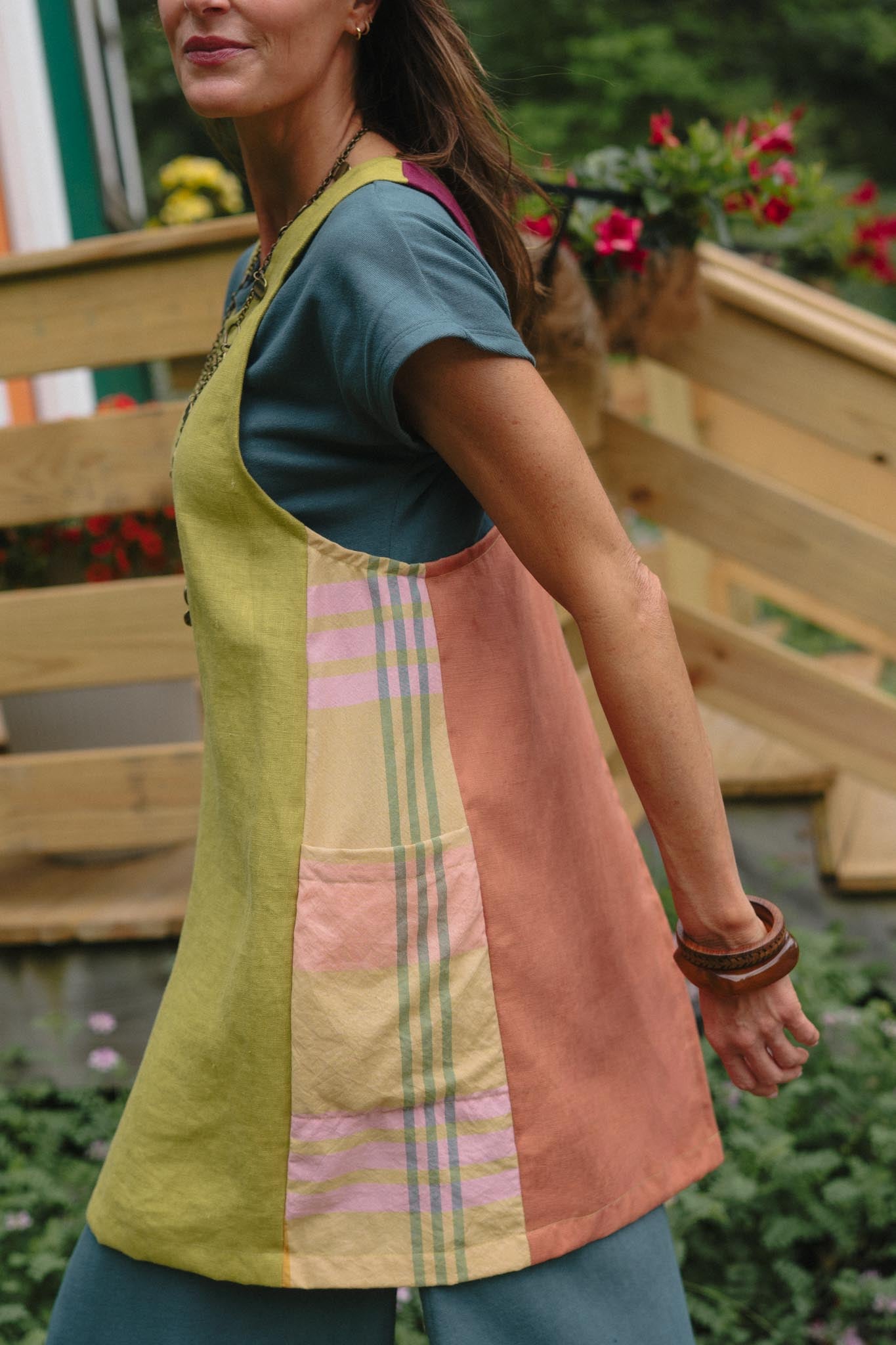 Greenhouse Apron in Passion Fruit