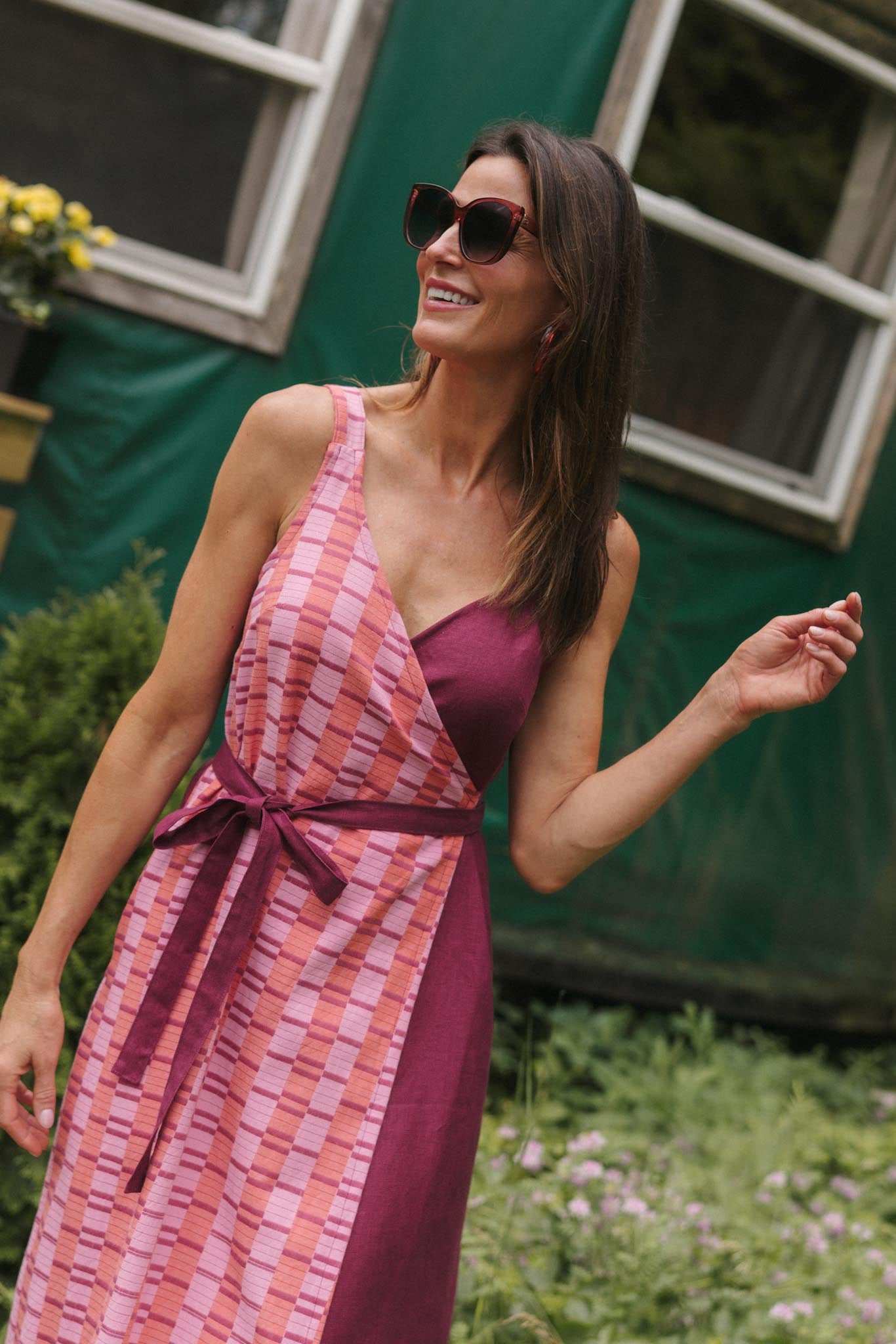 Rove Dress in Hibiscus