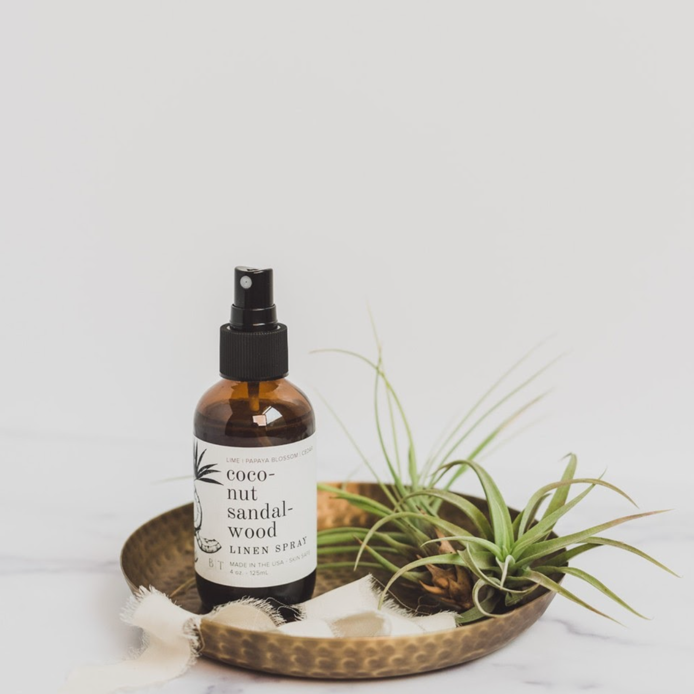 Coconut Sandalwood Linen Spray - My American Goods