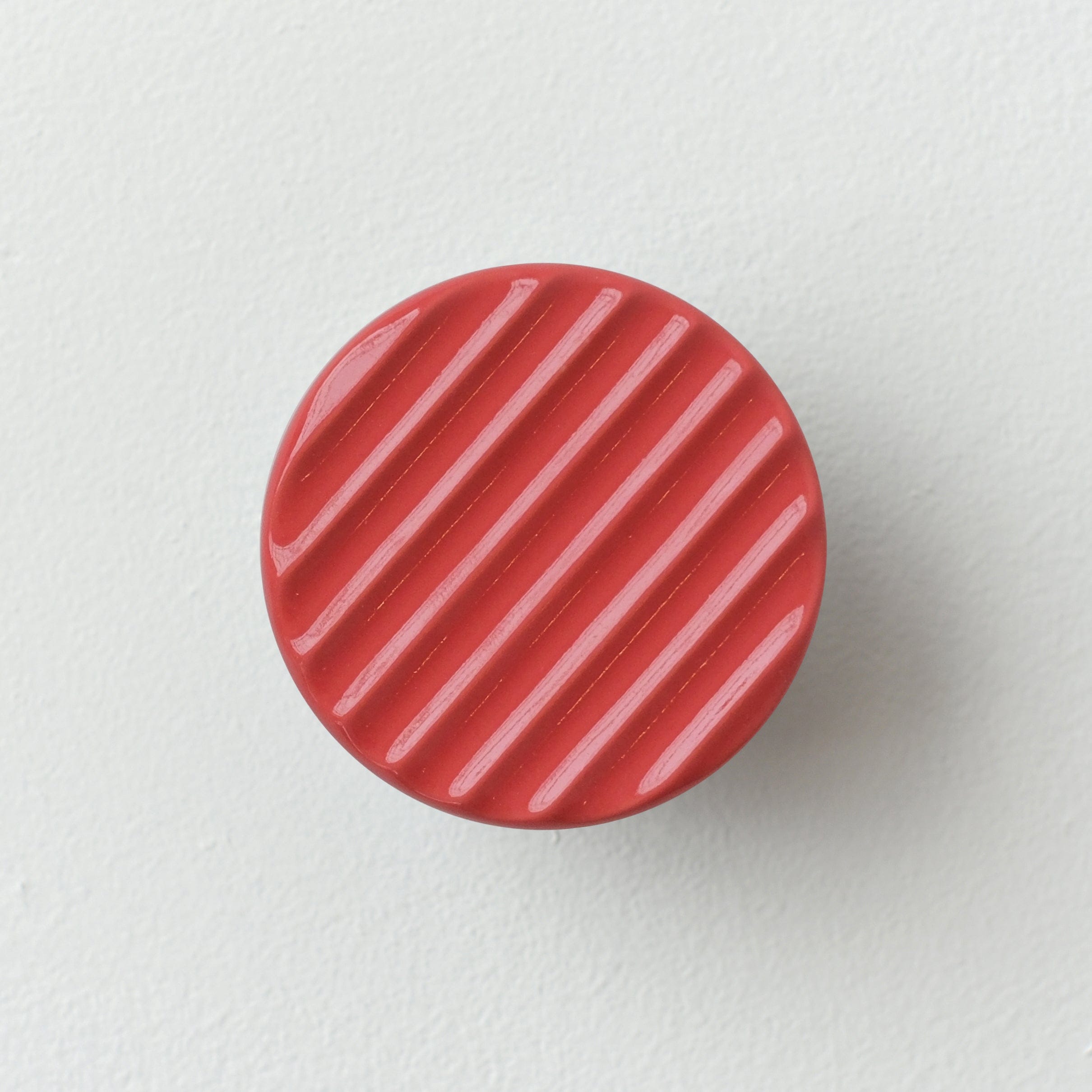 Misewell modern furniture Red Sequence coat hook - Fluted