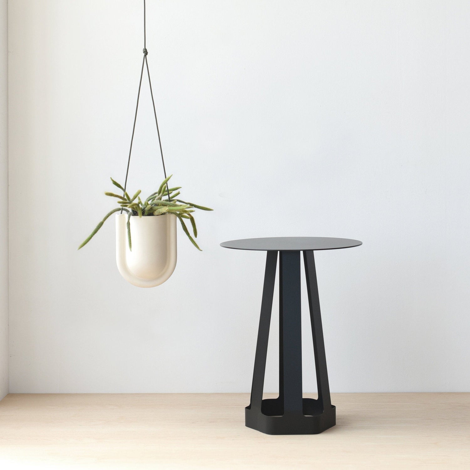 Misewell Tables Black Sixagon