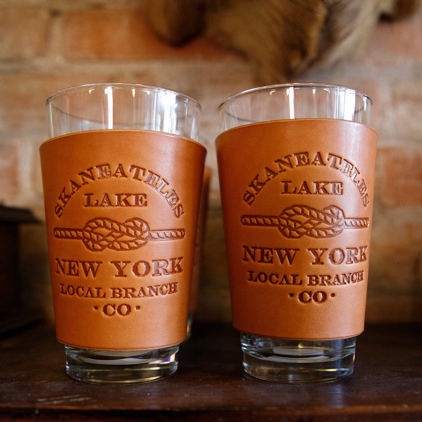 The Local Branch Leather Skaneateles Knot / Caramel Leather Pint Glass  - USA Made