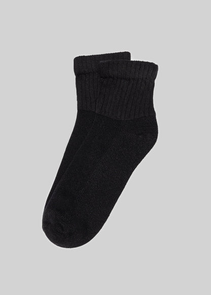 American Trench Socks black / One Size The Solids Quarter Crew