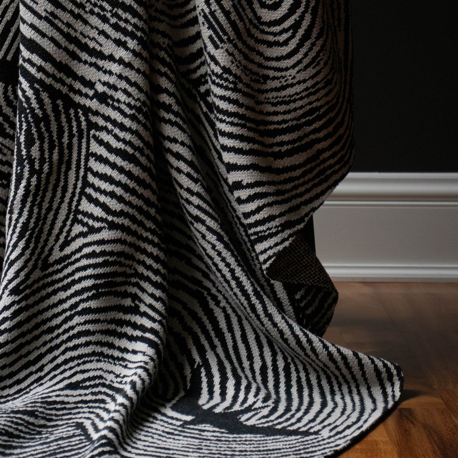 Swifts - Throw Blanket