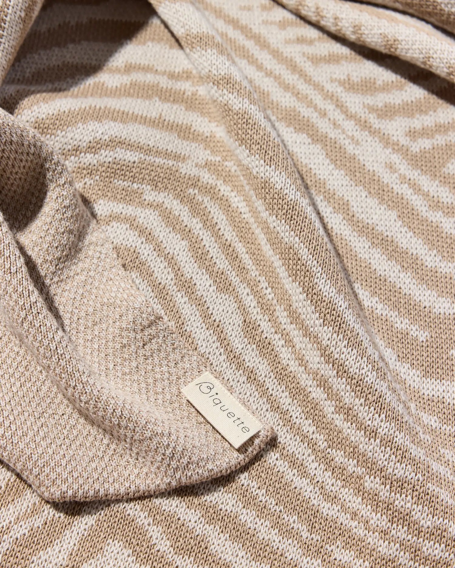 Swifts - Throw Blanket