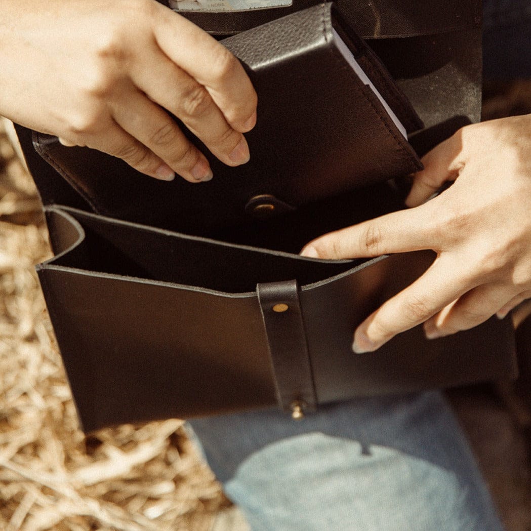 The Local Branch Leather The Navigator Purse - USA Made