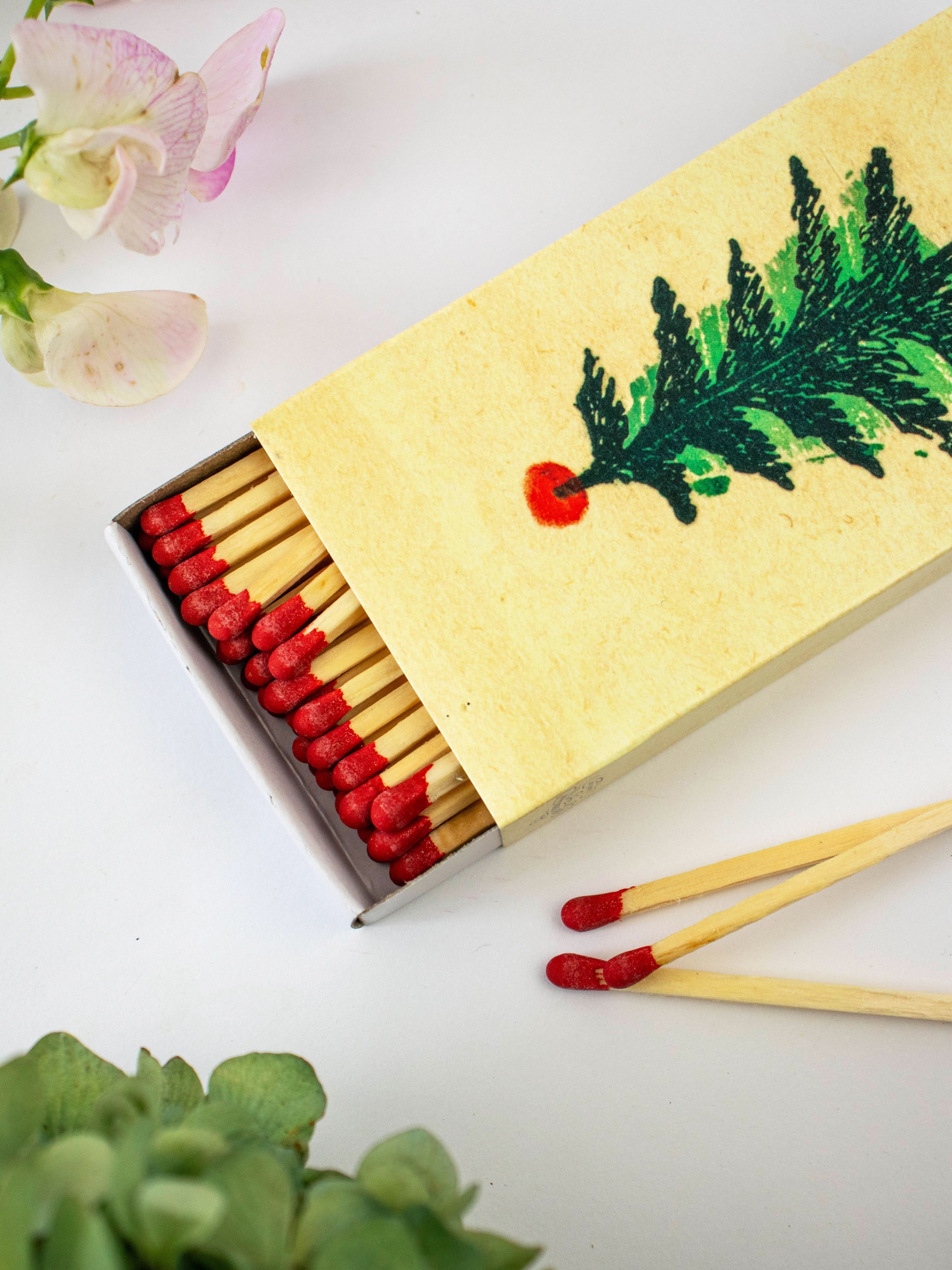 Ash &amp; Rose matches Opulent Designer Matchbox