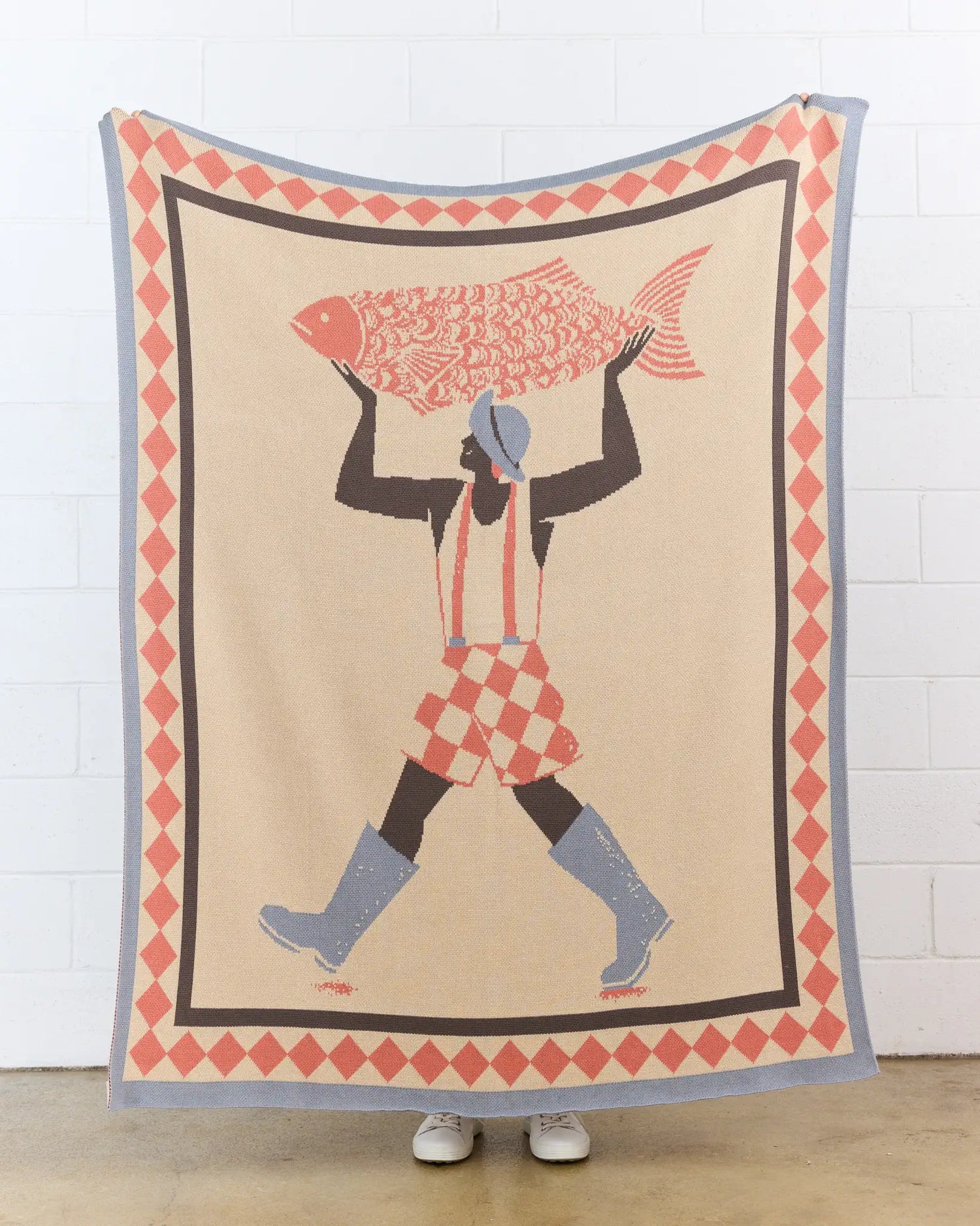 Biquette Throw Blanket Un Beau Poisson