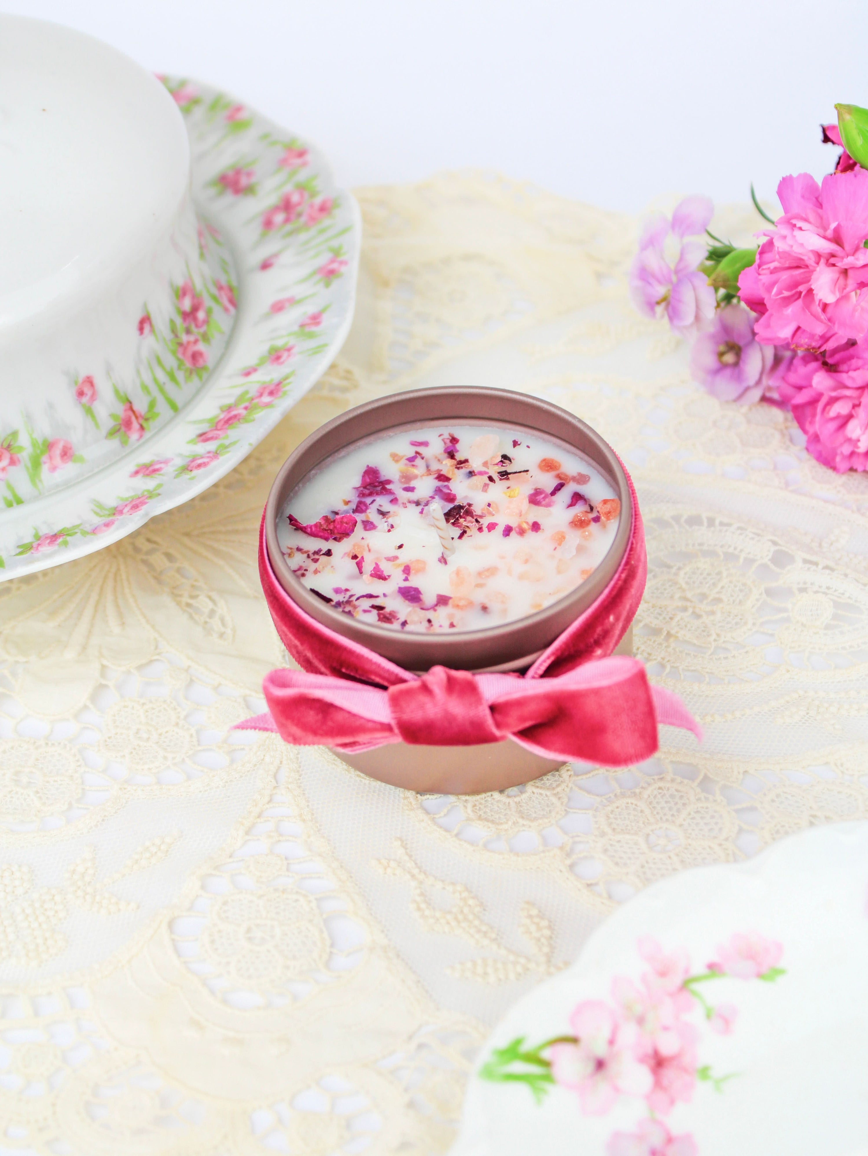 Ash &amp; Rose candle Love Notes Unlabeled 4 oz Botanical Soy Wax Candles - Party Favors