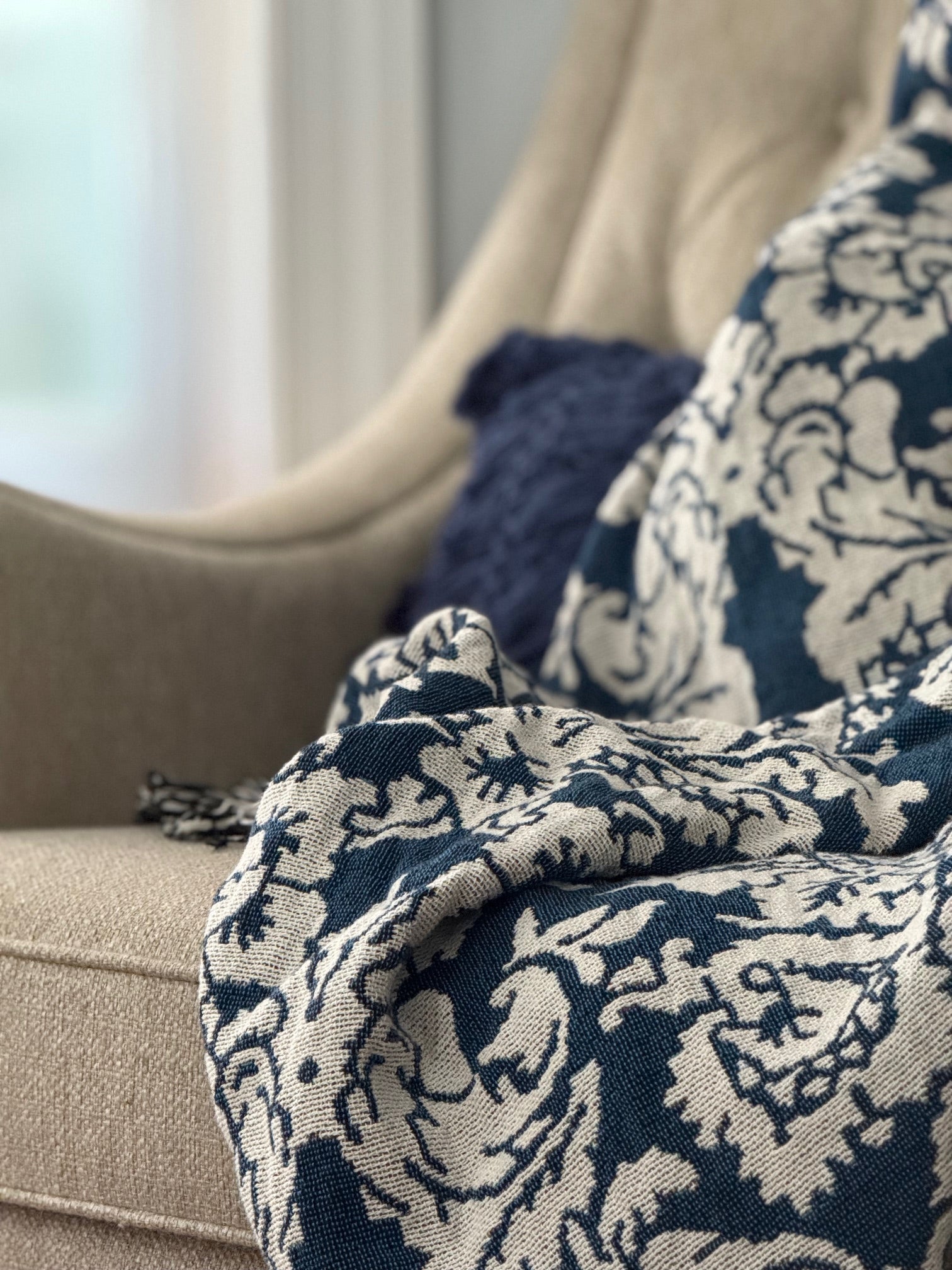Verona Cerulean Blue Damask Cotton Throw Blanket