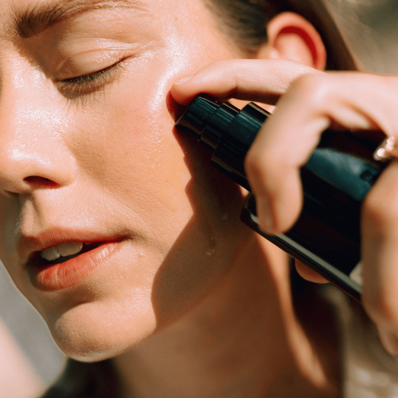 Vetiver Illuminating Oil Cleanser