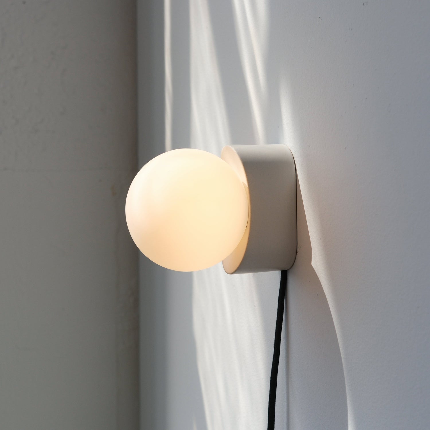 Misewell Lamps White Matte Iota Sconce