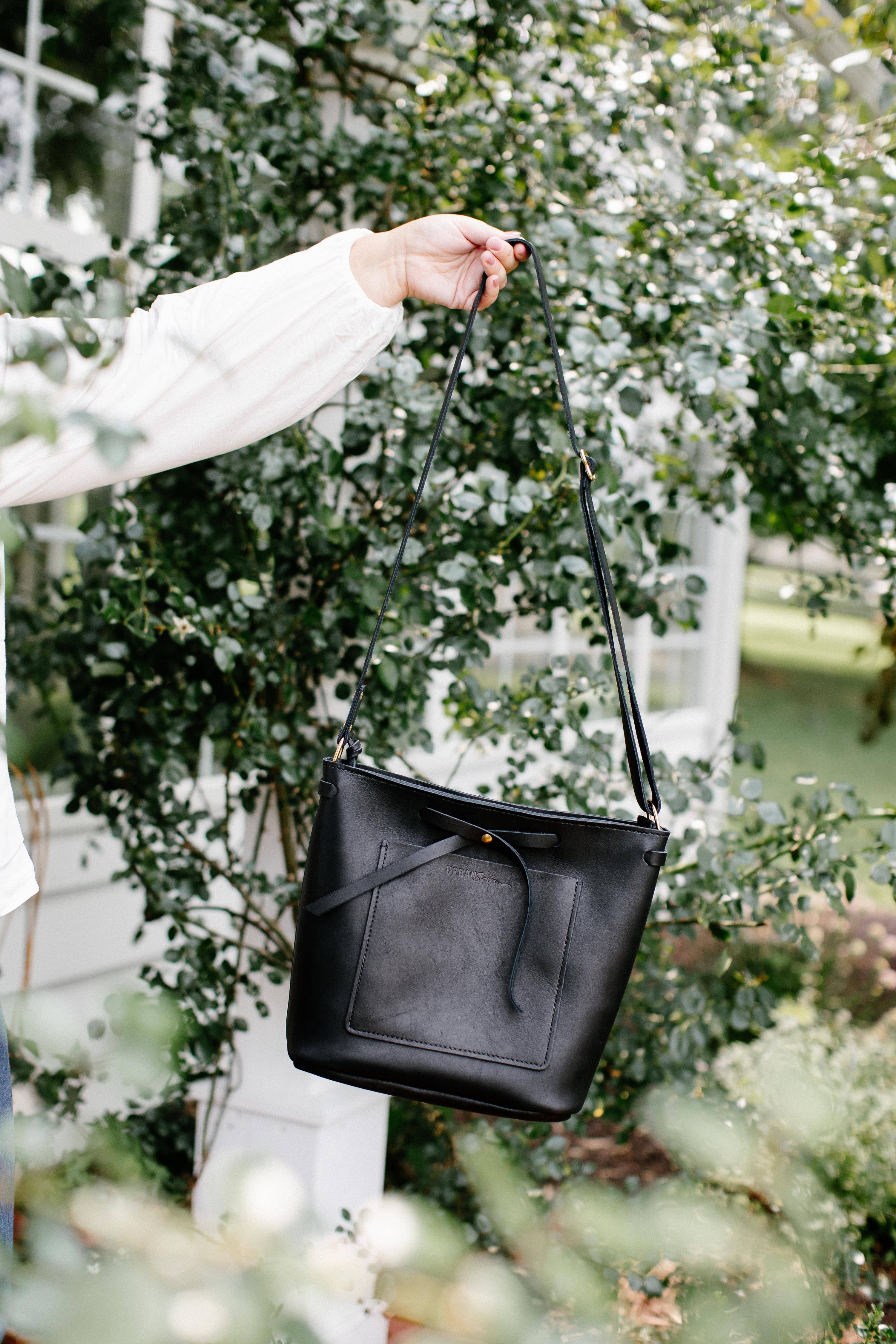 Urban Southern Bags Black The Lexington Bow