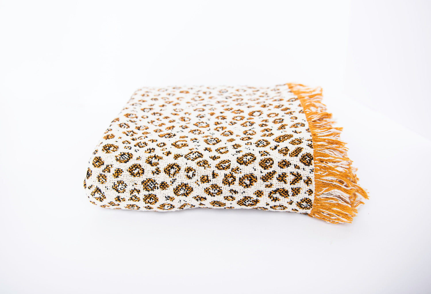 Zola Tawny Leopard Cotton Throw Blanket