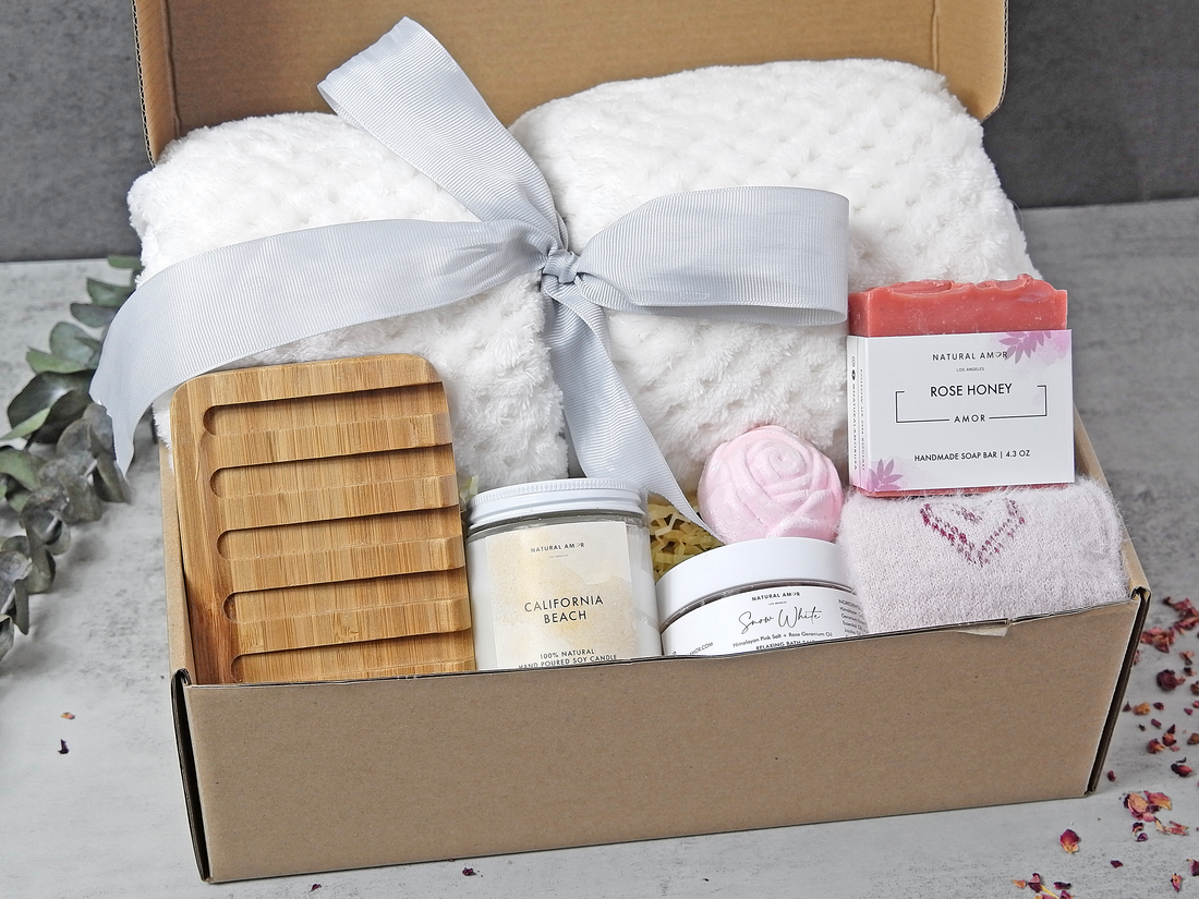 Blanket Rose Gift Set - My American Goods