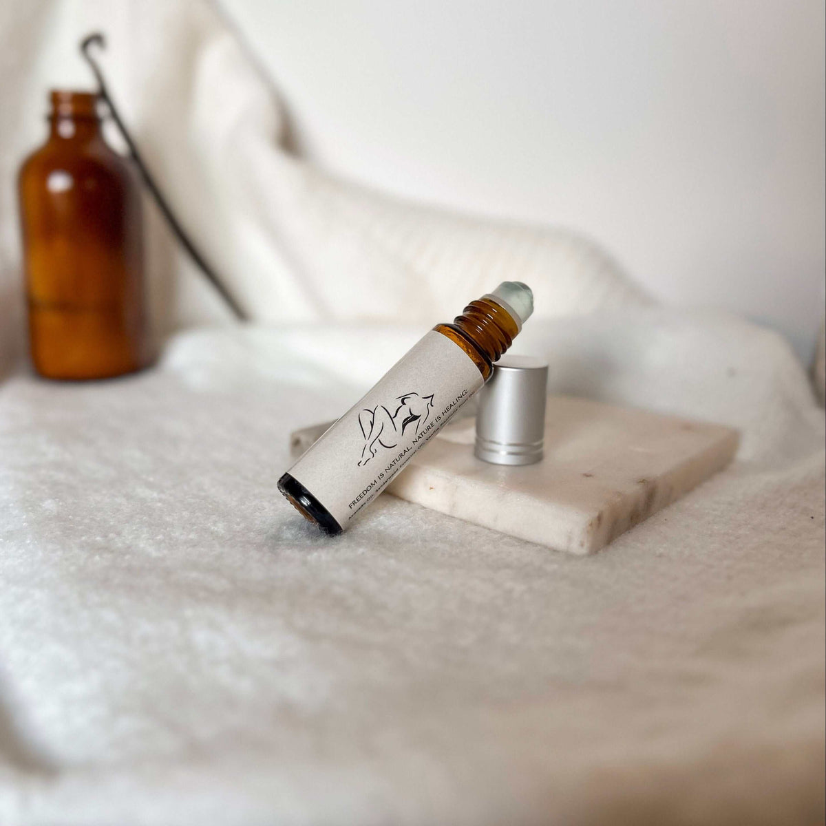 Bare Cashmere Essence Roll-On Oil
