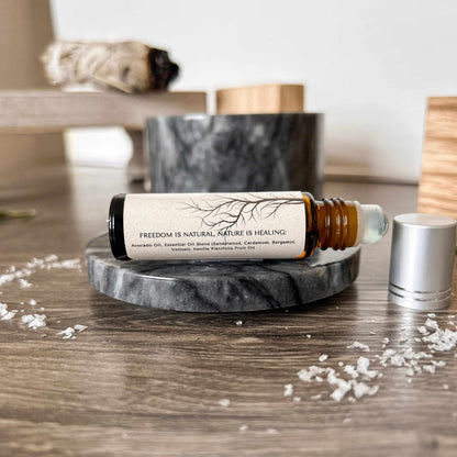Rooted in Nature Essence Roll-On Oil