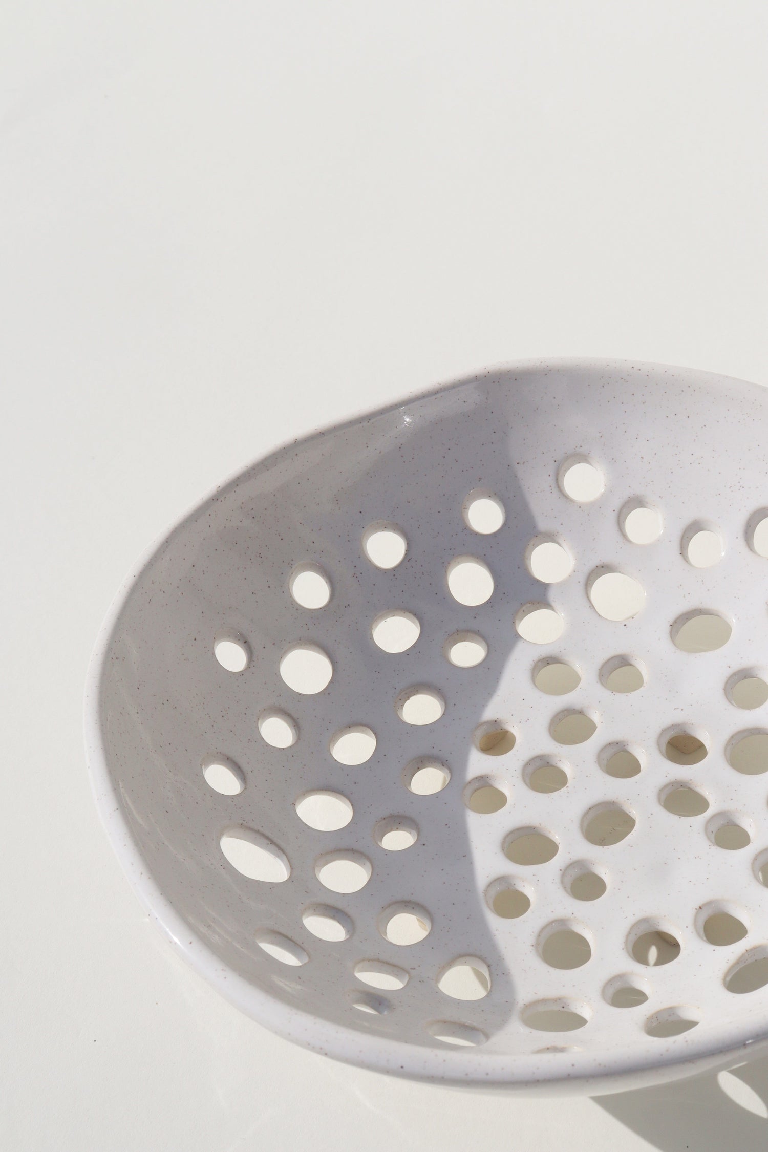 Glazed Garage Ceramics serveware Newland Colander | White Speckle