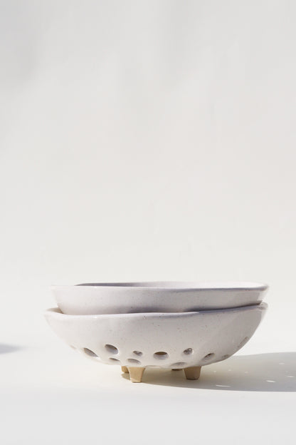 Glazed Garage Ceramics serveware Newland Colander | White Speckle