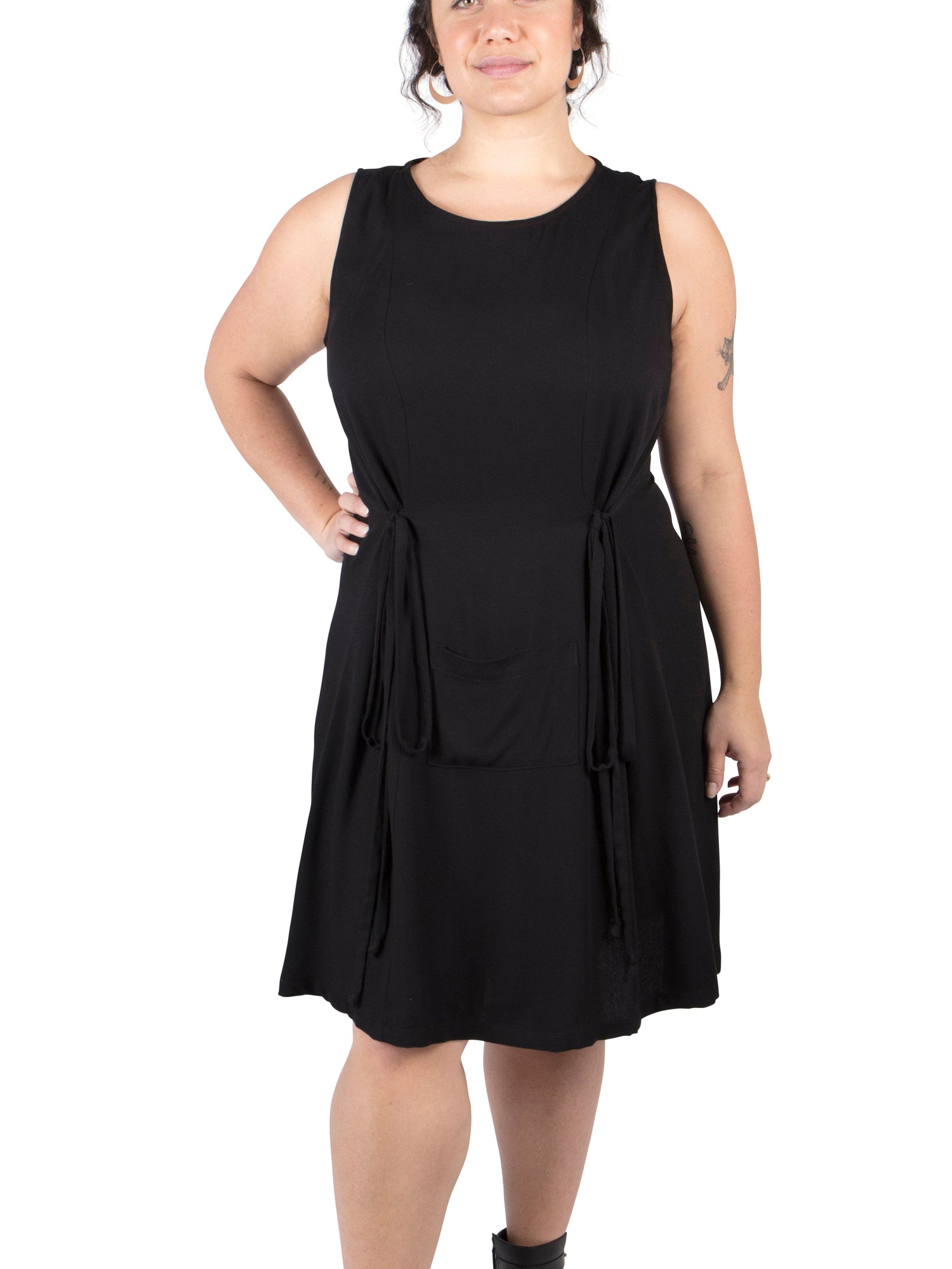 Field Day Dress Tia Dress in Black Linen