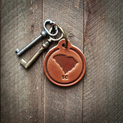 South Carolina State Silhouette Leather Keychain Circle