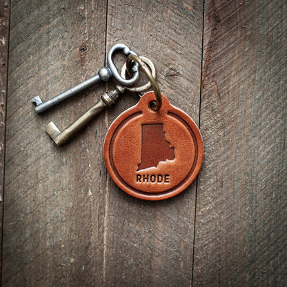 Rhode Island State Silhouette Leather Keychain Circle