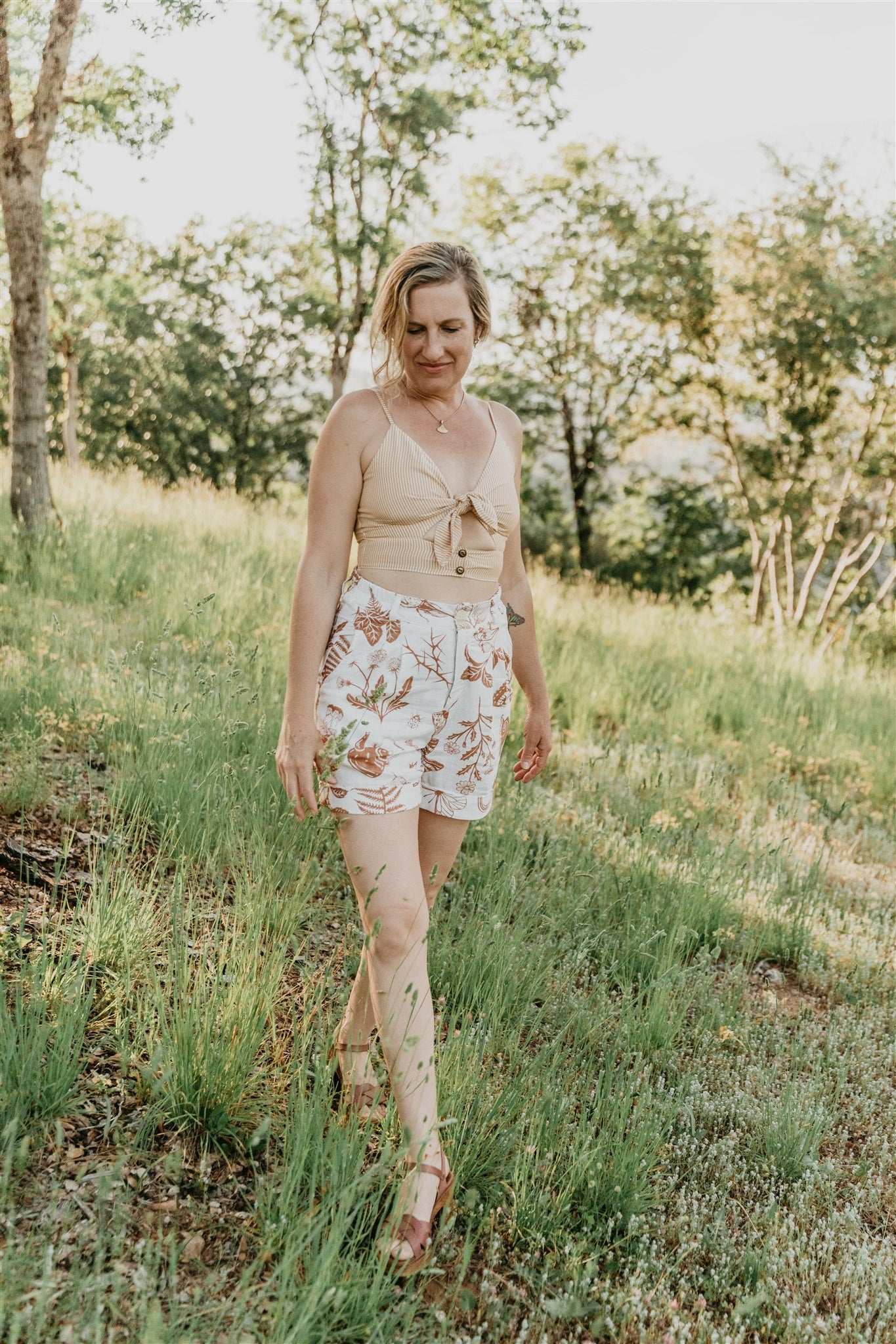 Field Day Shorts Perfect Shorts in Oat Woodland Wonder