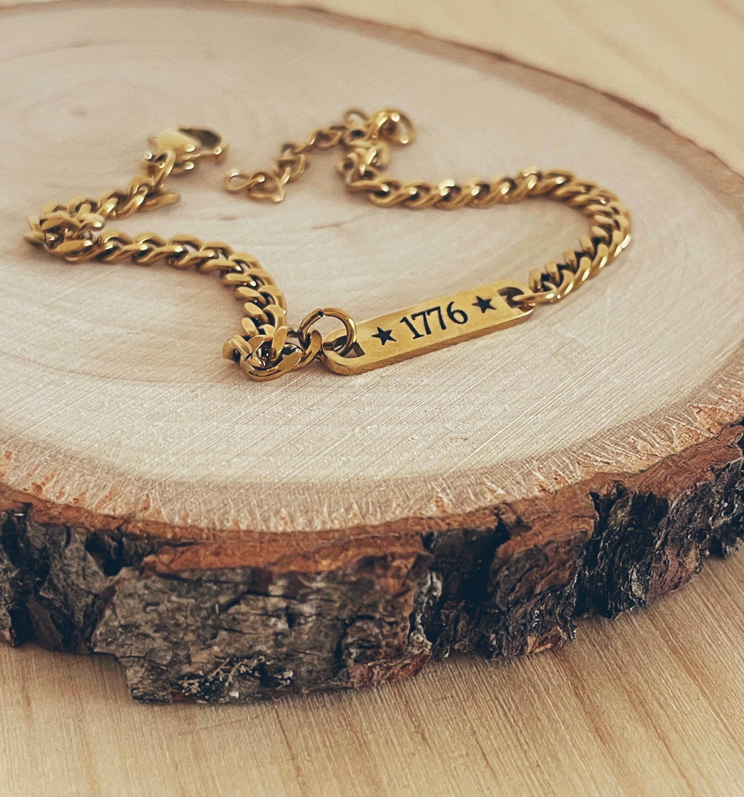 1776 Dainty  18K Gold PVD Stainless Steel Bracelet