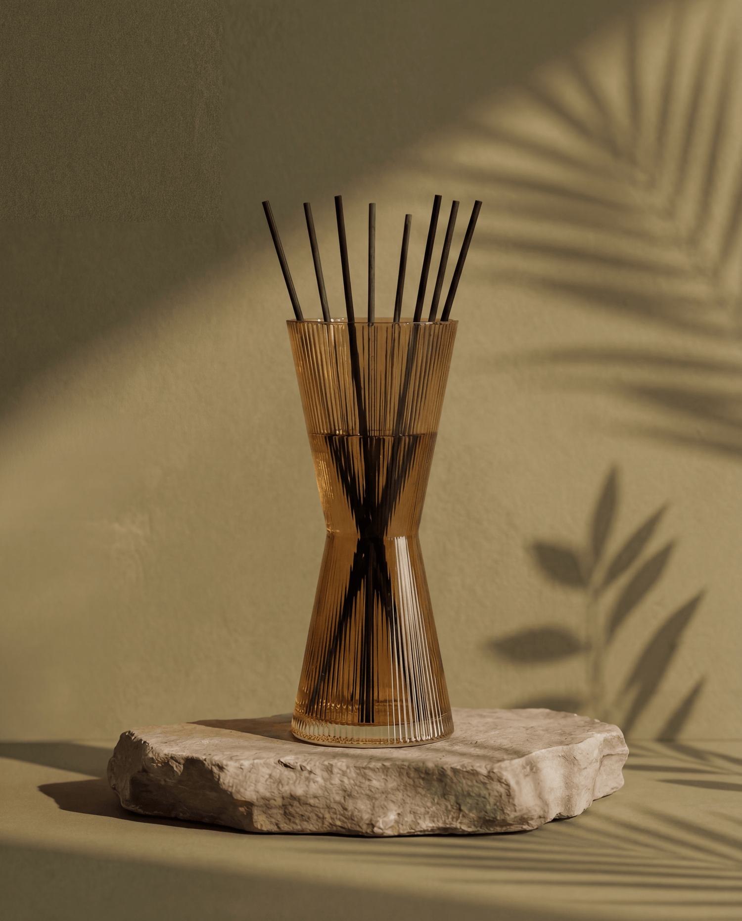 OZAIZ Citron / Cedar &amp; Black Cherry AIZ Reed Diffuser in Cedar &amp; Black Cherry