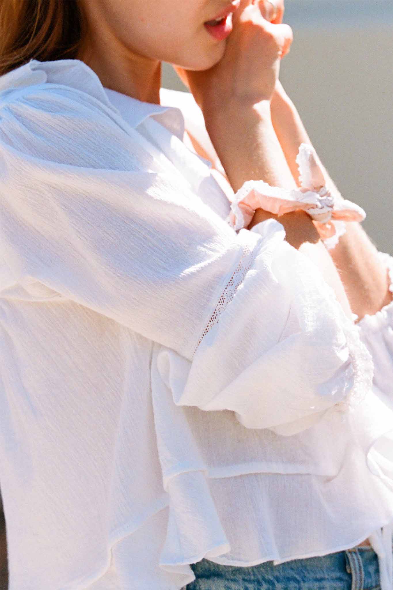Houston Top - White Ruffle