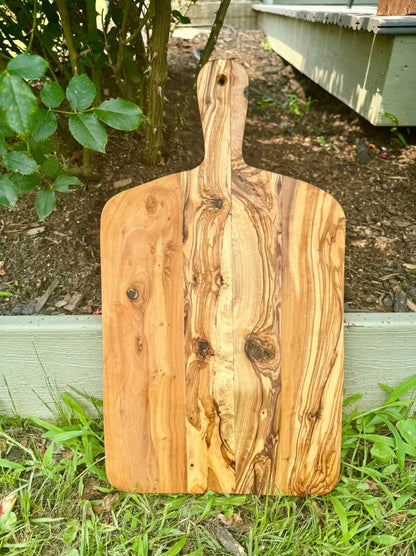 Olive Wood Cutting Board With Handle - My American Goods