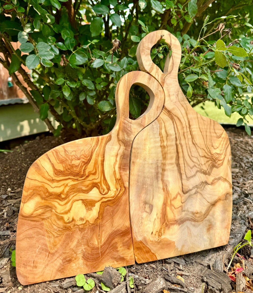 Custom Olive Wood &quot;Kissing&quot; Wood Cutting Board - My American Goods