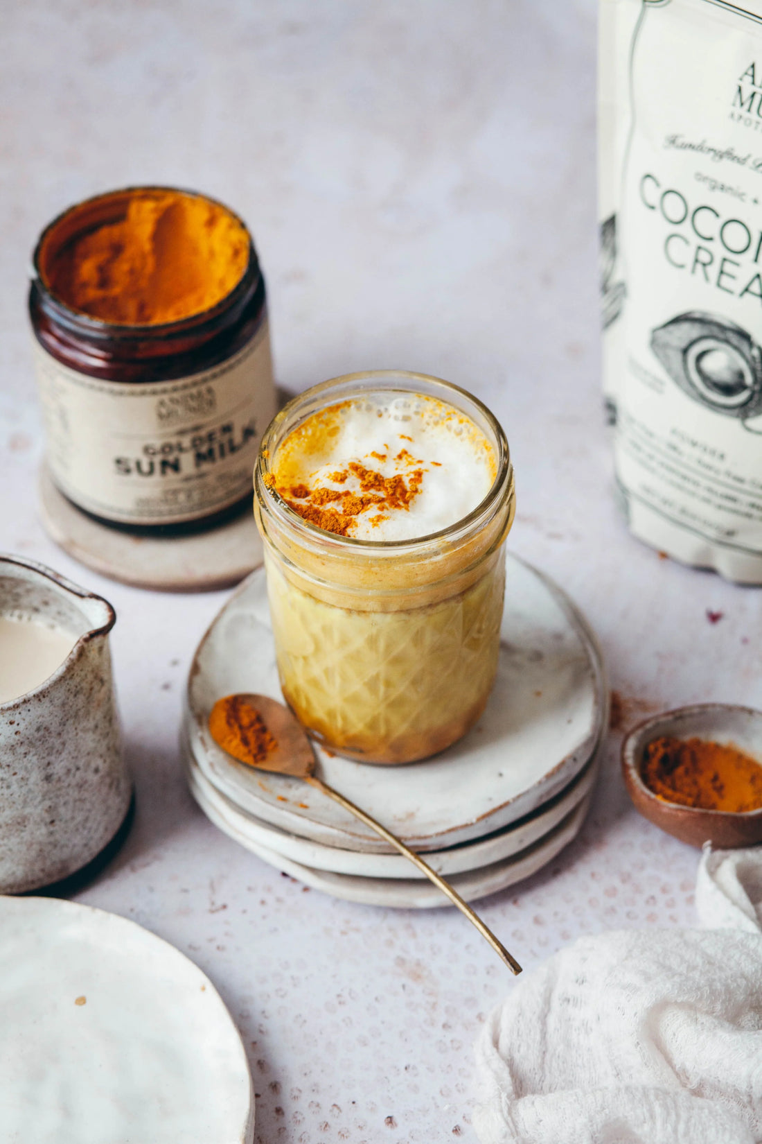 GOLDEN SUN MILK | Energizing Adaptogenic Chai*
